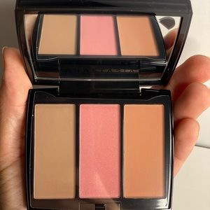 Anastasia Beverly Hills blush